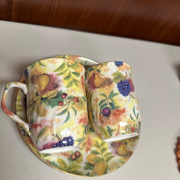 Vintage fruits Pattern with Gold Rim plate and mug Set - Picture 2 of 12